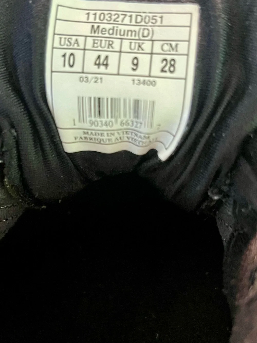 Brooks beast 20 men’s running shoes/black/10D